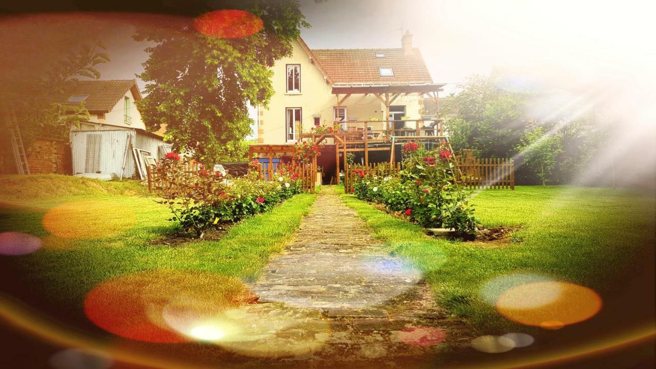 T4 Climatise A 20 Mn De Disney Et 50 De Paris Dans Jolie Maison Briarde Mortcerf Exteriör bild